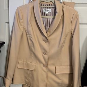 Le Suit women’s two piece pant suit, size 10